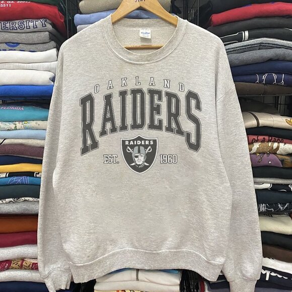 Vintage Oakland Raiders Sweatshirt Retro NFL Raiders Football Unisex Shirt Tee - Picture 1 of 2